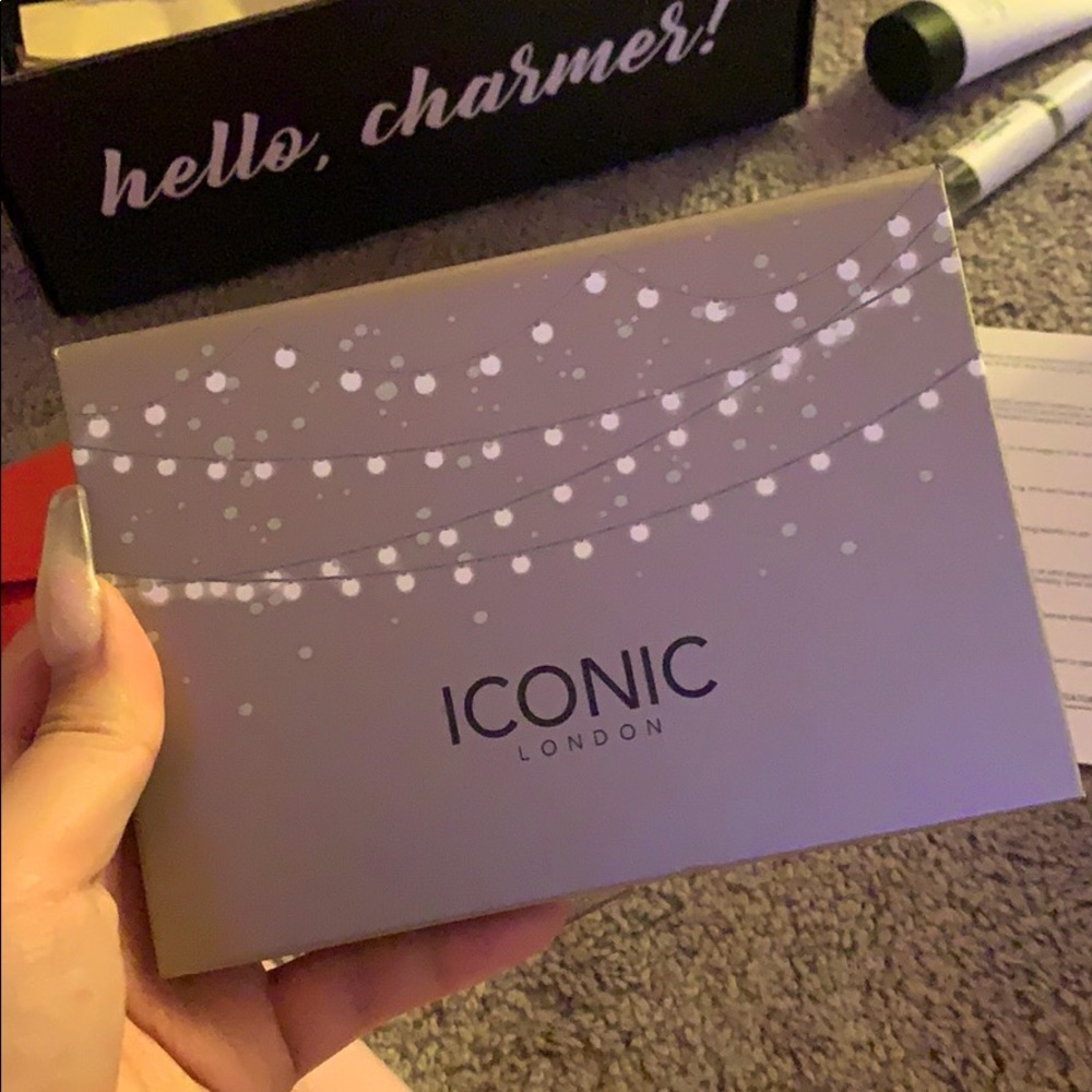 Iconic London - Blaze Chaser Face Palette